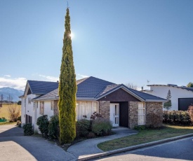 Scaife Place Lodge - Wanaka Holiday Home