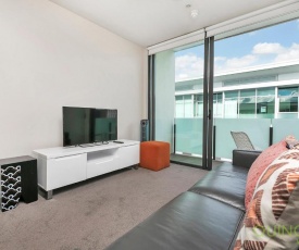 QV Harbour Comfortable One Bedroom Apartment - 369