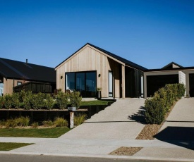 Tirohanga Maunga Townhouse