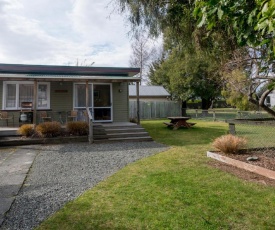 Accommodation Fiordland The Bach - One Bedroom Cottage at 226B Milford Road