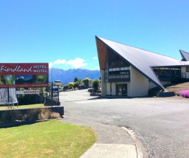 Fiordland Hotel