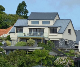 Abode on Rimu Bed and Breakfast