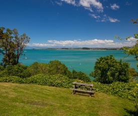 Bay Breeze - Kaiteriteri Holiday Home