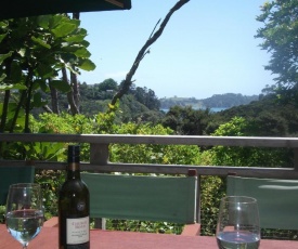 Bush Beach Delight - Onetangi Holiday Home