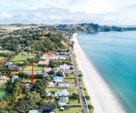 Onetangi Beach Cottage - Onetangi Bach