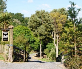 Gully Retreat Karapiro