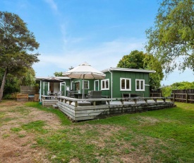 Llieno - Lake Taupo Holiday Home