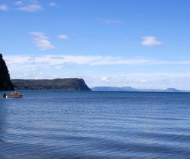 Lakefront at Kuratau - Kuratau Bach