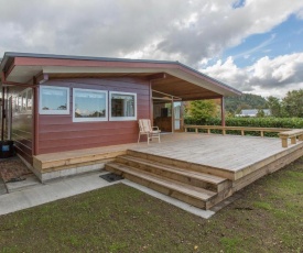 Sixties Cedar Bach - Kuratau Holiday Home