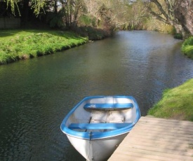 Waiteti Trout Stream Holiday Park