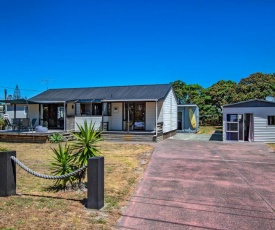 Bream Bay Sands - Ruakaka Holiday Home