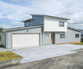 Ruakaka Sands - Ruakaka Holiday Home