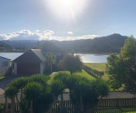 Main Magic - Tairua Holiday Home