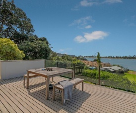 Tairua Harbour Views - Tairua Holiday Home