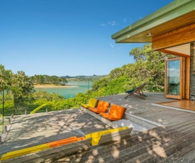 Te Whare Rakau - Tairua Holiday Home