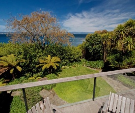 Kauawhi Lodge - Acacia Bay Executive Home