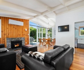 Huia Street Haven - Taupo Holiday Home