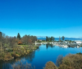 The Mooring – Lake Taupo Holiday Apartment