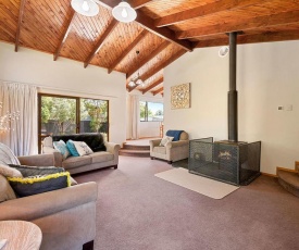 Woodland Grove - Lake Taupo Holiday Home