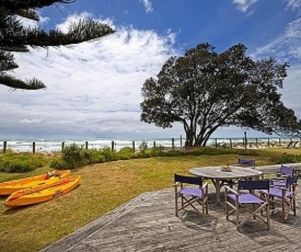 Carmens Beachside Bach - Waihi Beach Bach