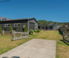 The Bach - Whangamata Holiday Property