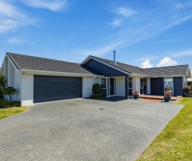 Fabulous in Wharewaka - Wharewaka Holiday Home