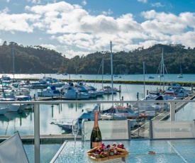 Blue Sky Marina Views - Whitianga Holiday Apartment