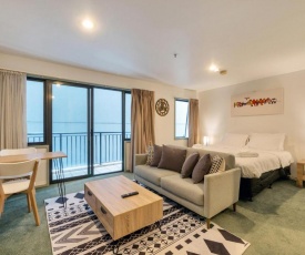 【JHT】CARPARK, CBD ,Next to University,Wifi,TV