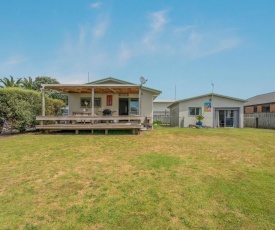 The Jandal House - Whitianga Holiday Home