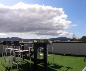 Top Deck Views - Whitianga Holiday Home