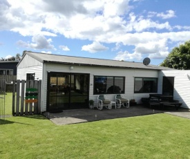 Whiti Bach Holiday Home