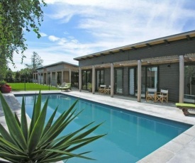 Wharepuni - Martinborough Executive Holiday Home