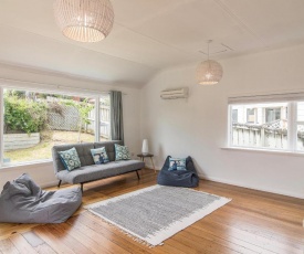 Manawa o Raumati - Raumati Beach Holiday Home