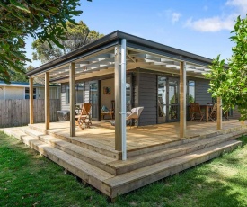 Te Moana - Waikanae Beach Holiday Home