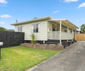 Waikanae Rest - Waikanae Beach Holiday Home