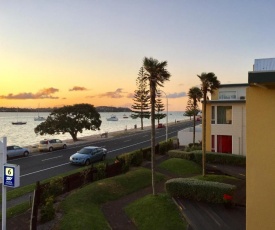 Bucklands Beach Waterfront Motel